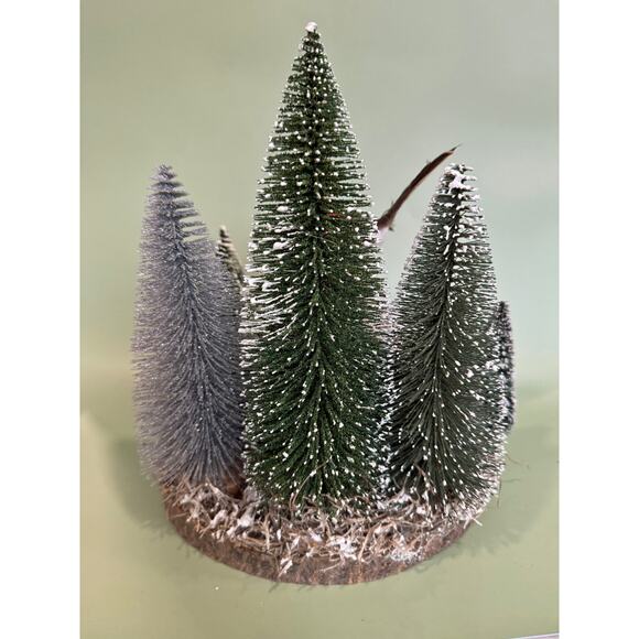 Winter Birdhouse Assemblage Diorama – Handmade Holiday Decor Centerpiece - Picture 5 of 7
